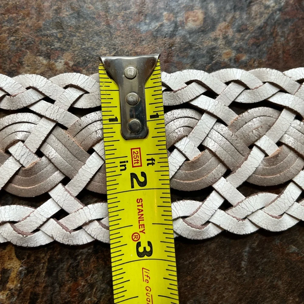 Hollister women’s leather wide braided off white,pewter silver color. Size XS-S